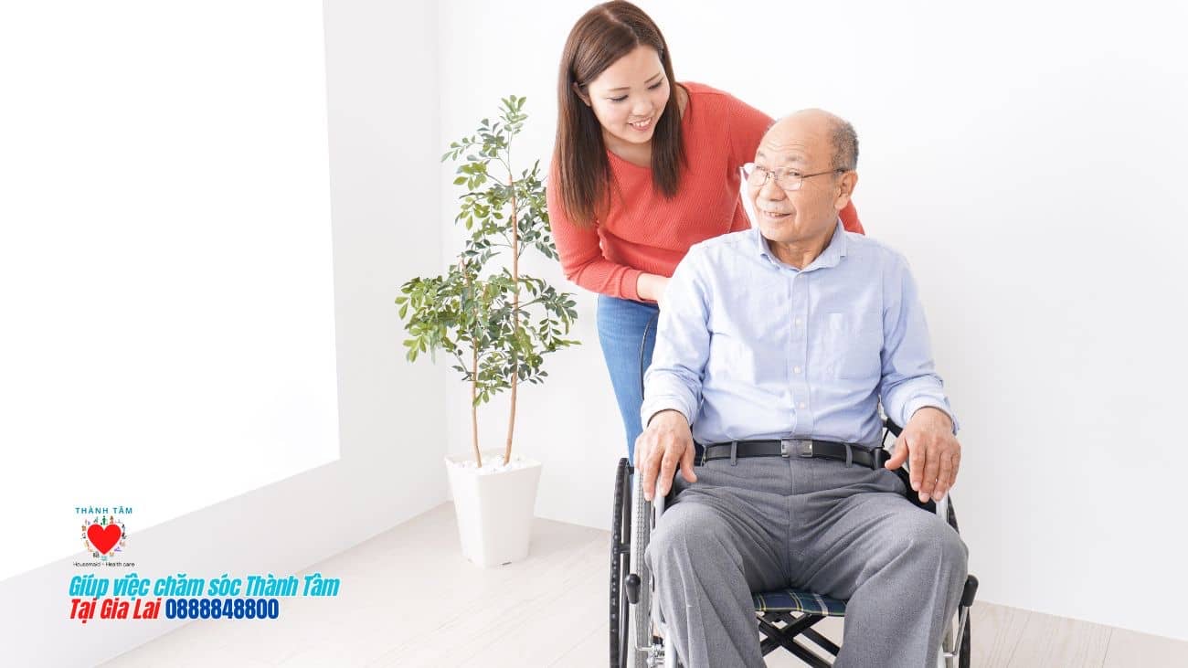 Giúp việc chăm sóc người già tại nhà, dịch vụ được khách hàng Gia Lai ưa chuộng