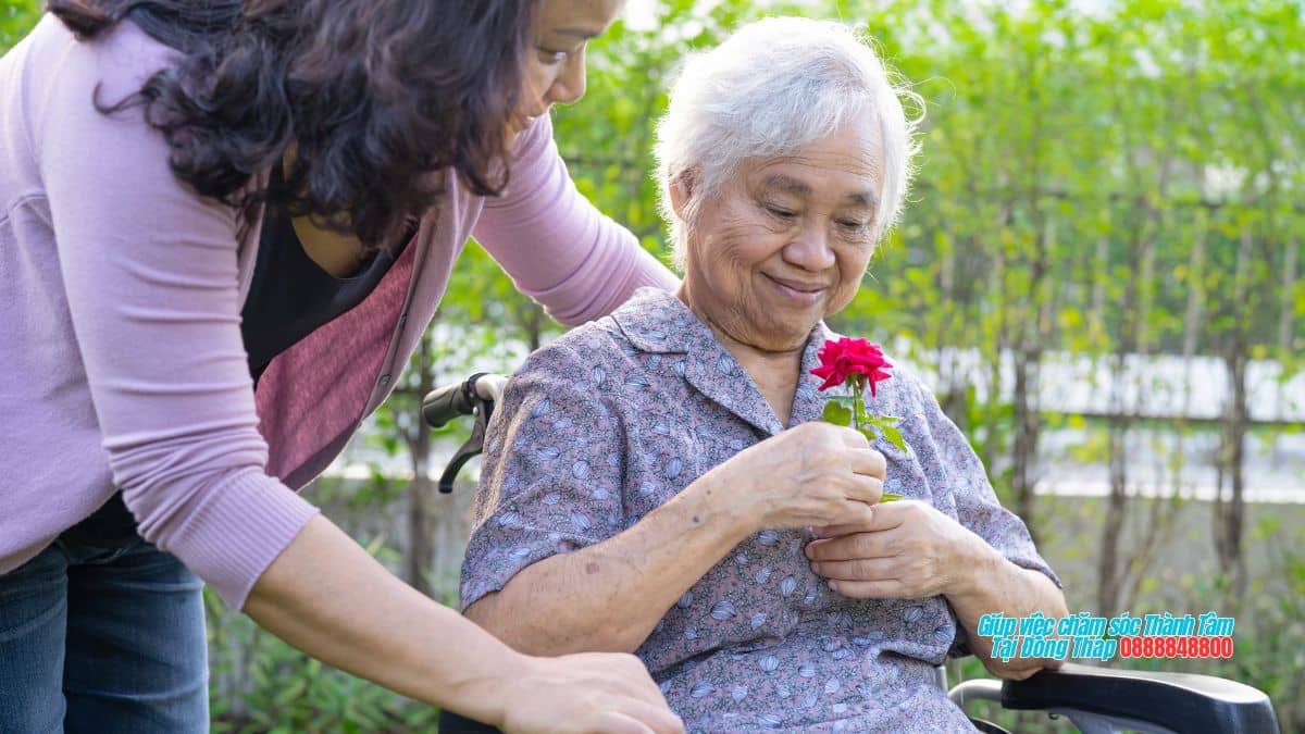 Giúp việc chăm sóc người già tại nhà tỉnh Đồng Tháp